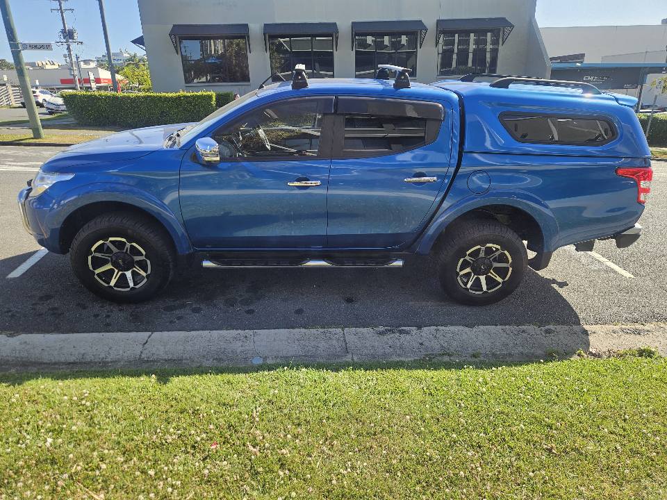 2015 Mitsubishi Triton Exceed easy finance 5.jpg